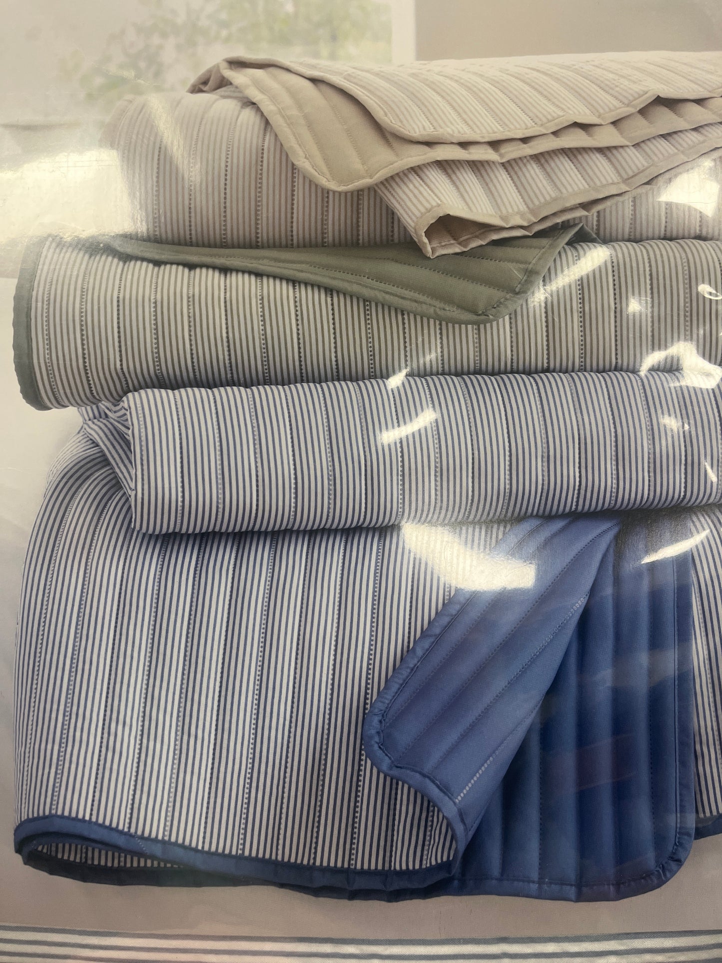 Catherine Lansfield bedspread